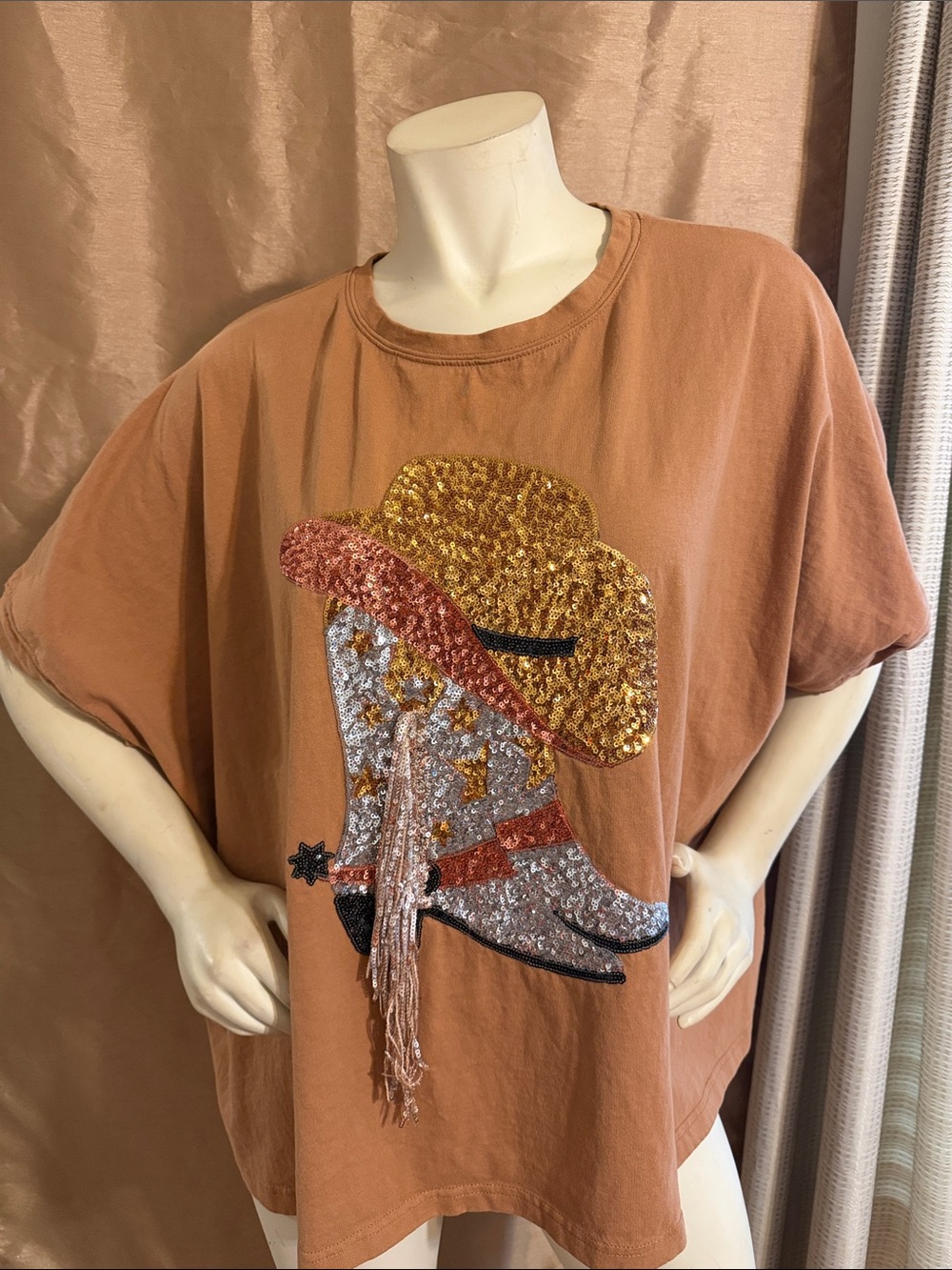 Fantastic Fawn Oversized Rust Sequin Cowboy Hat Tee